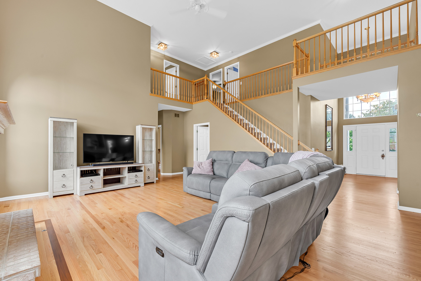 1470 Boulder Bluff Lane Property Photo 3