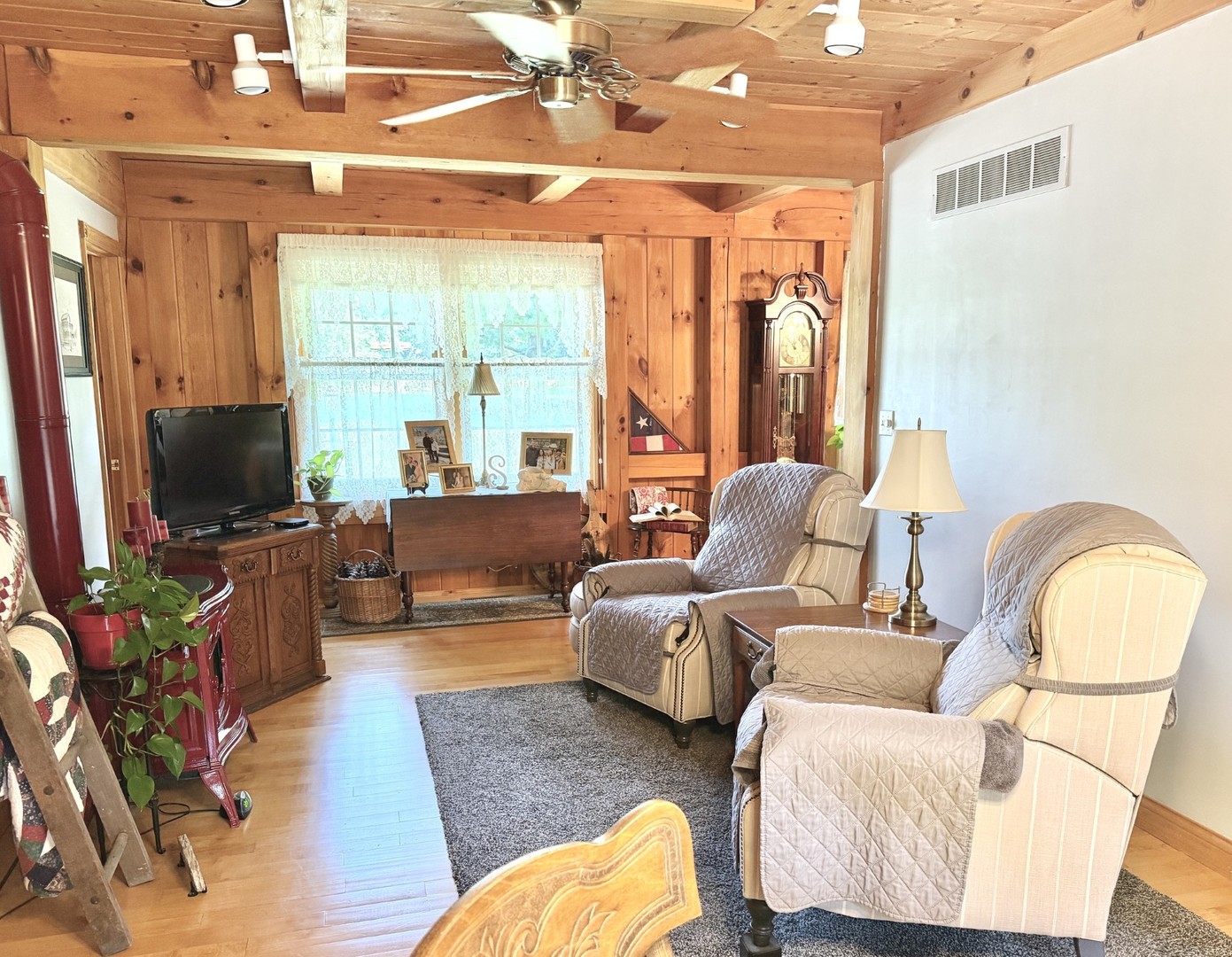 610 Timber Ridge Road Property Photo 12