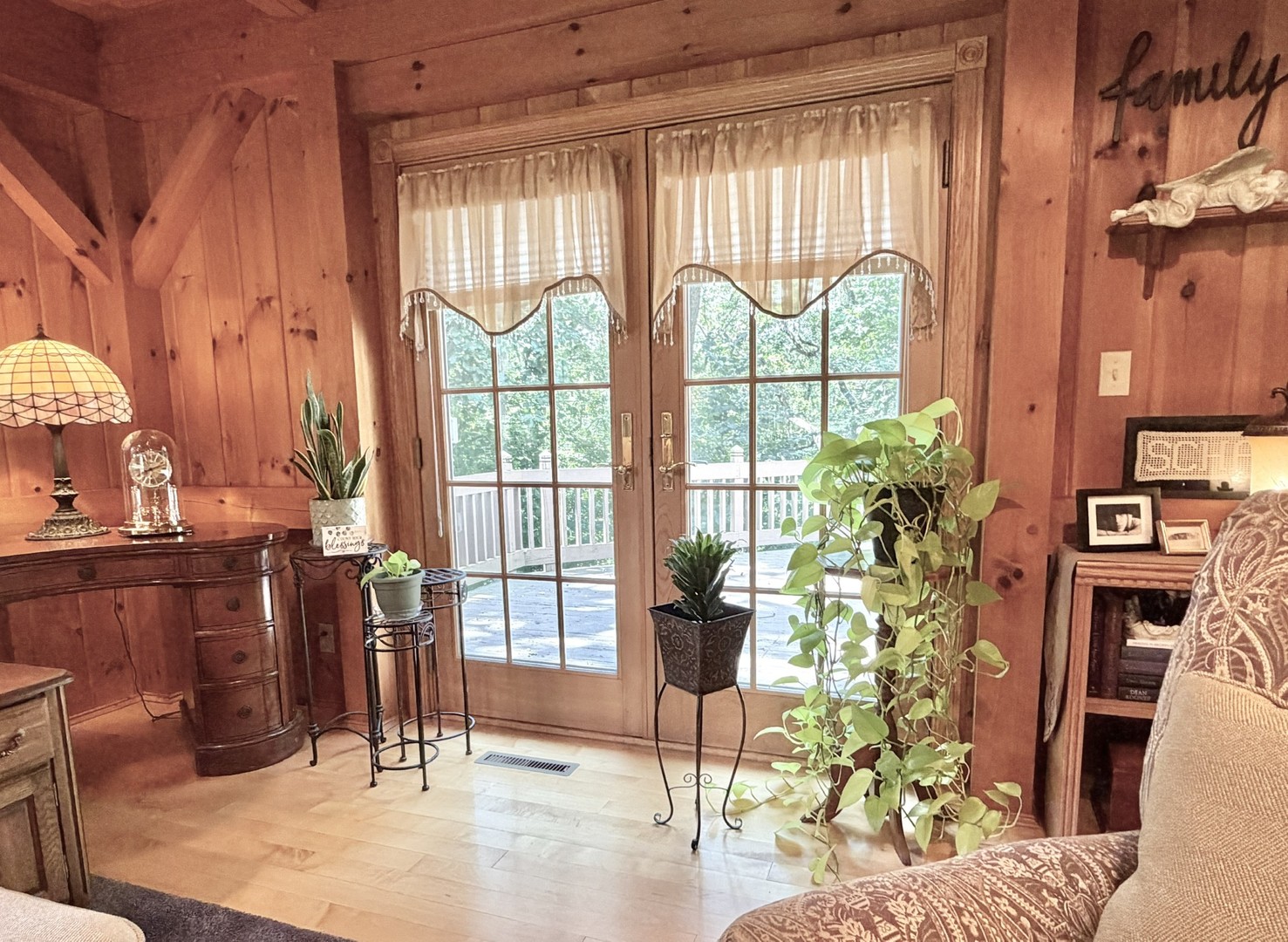 610 Timber Ridge Road Property Photo 13