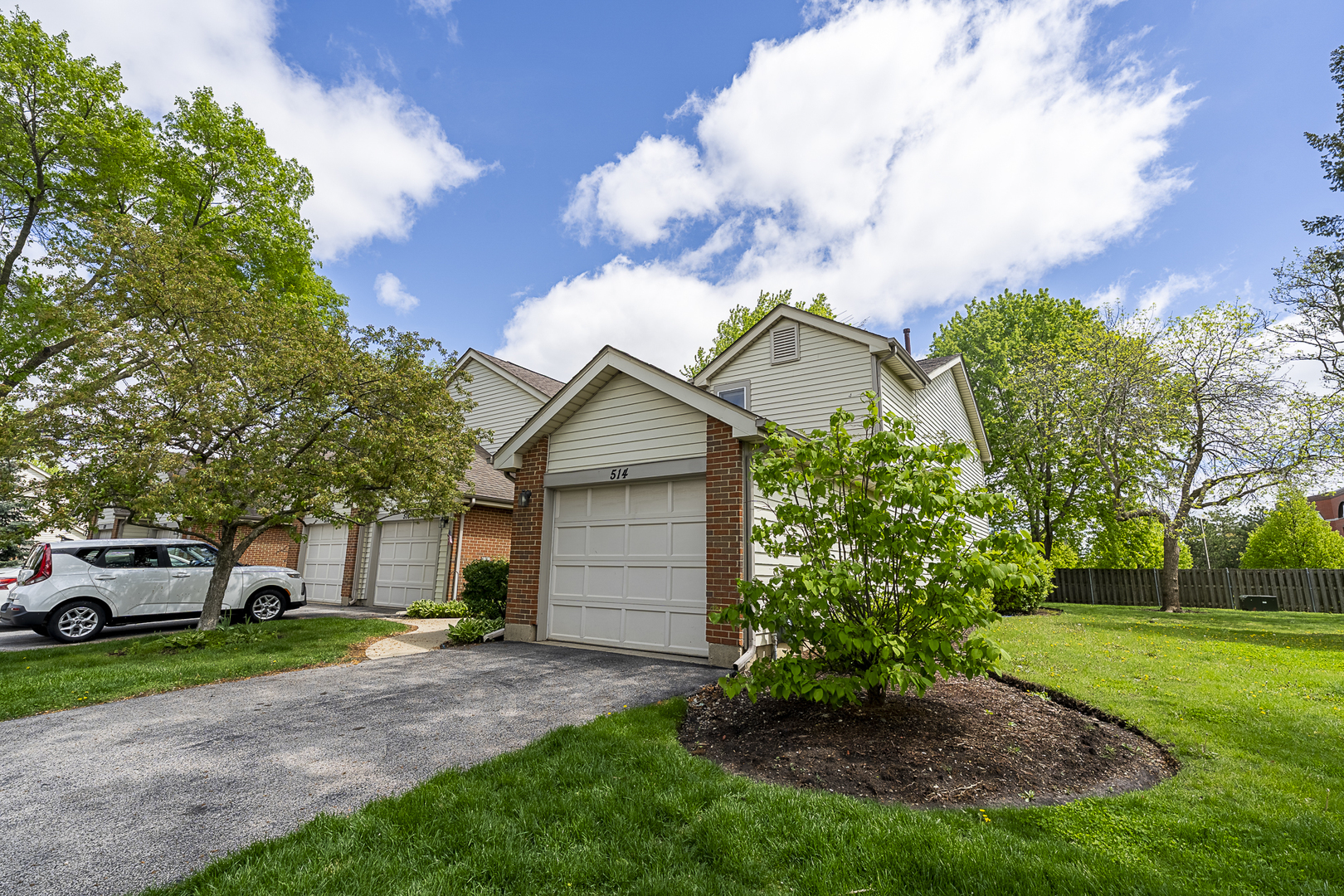 514 E Windgate Court D Property Photo 1