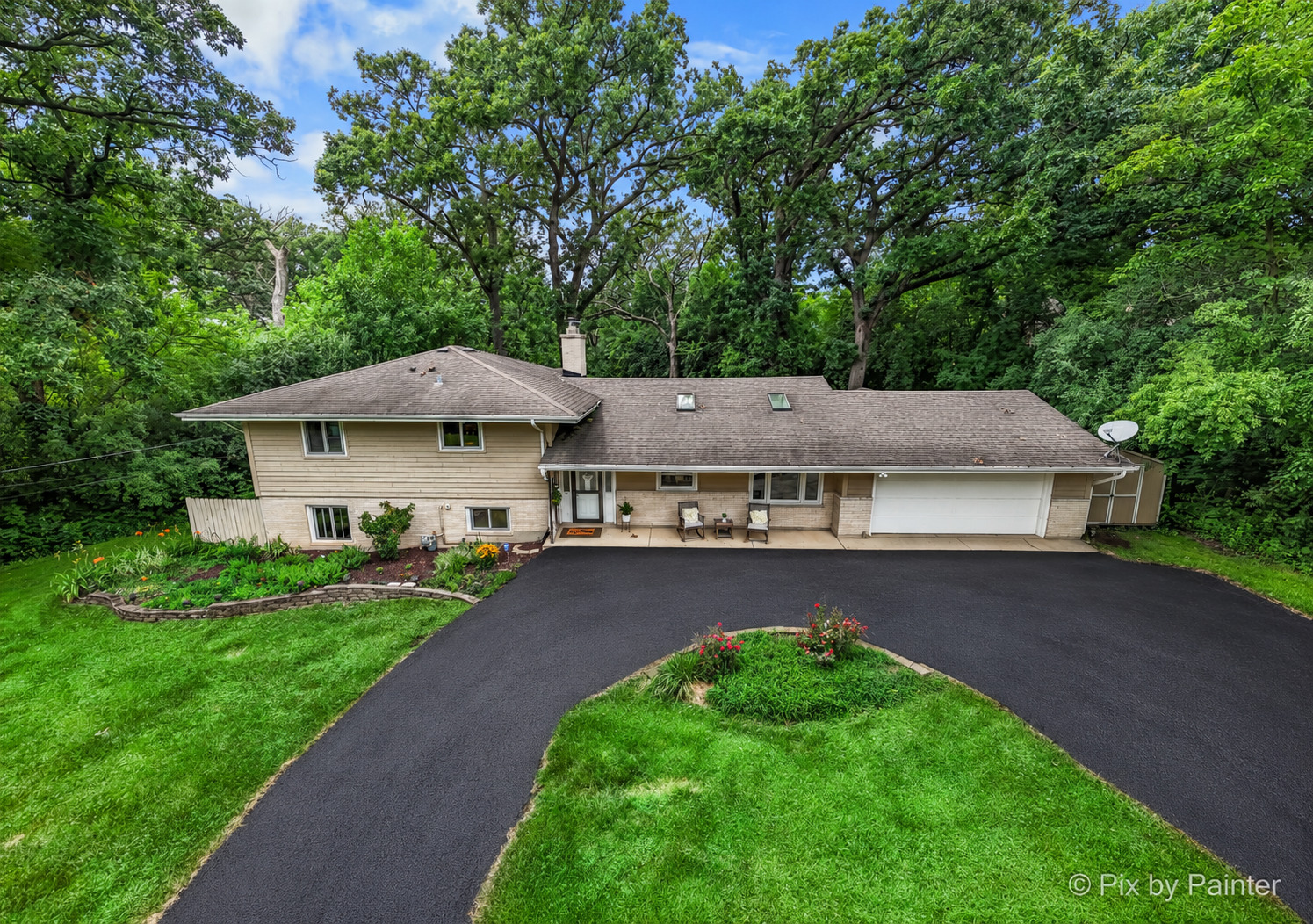 1s660 Winfield Road Property Photo 1