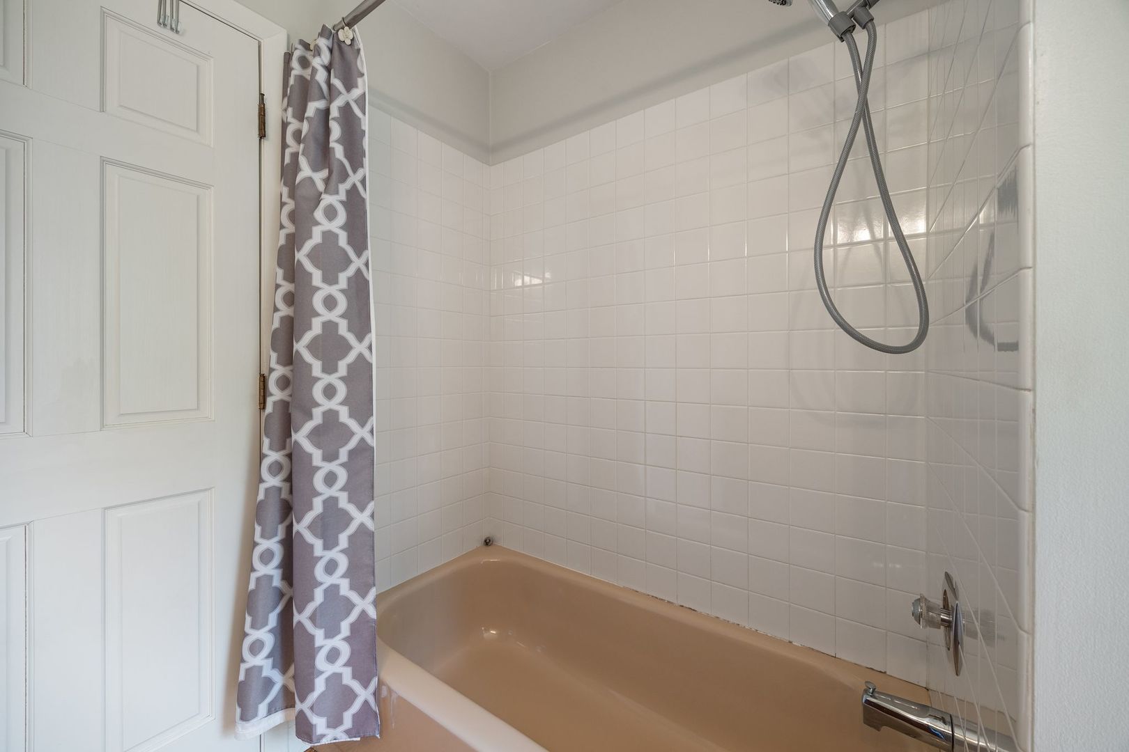 2218 N Williamsburg Street Property Photo 26