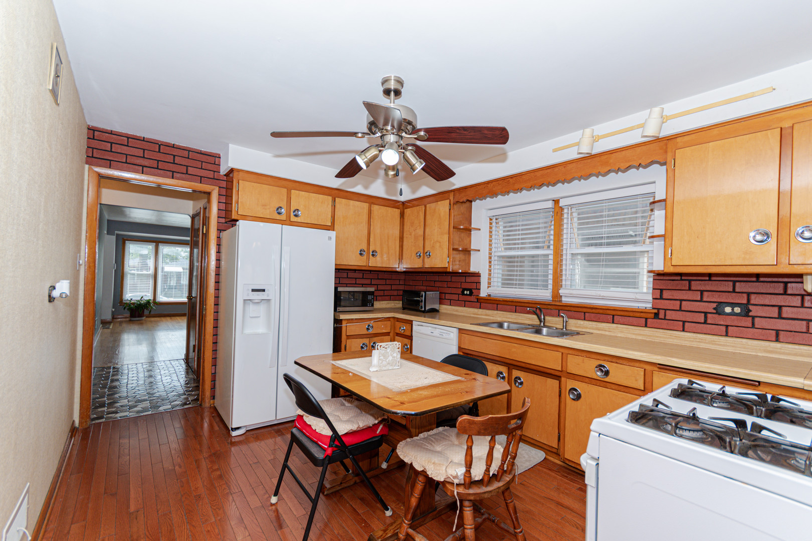 3648 W 69th Street Property Photo 8