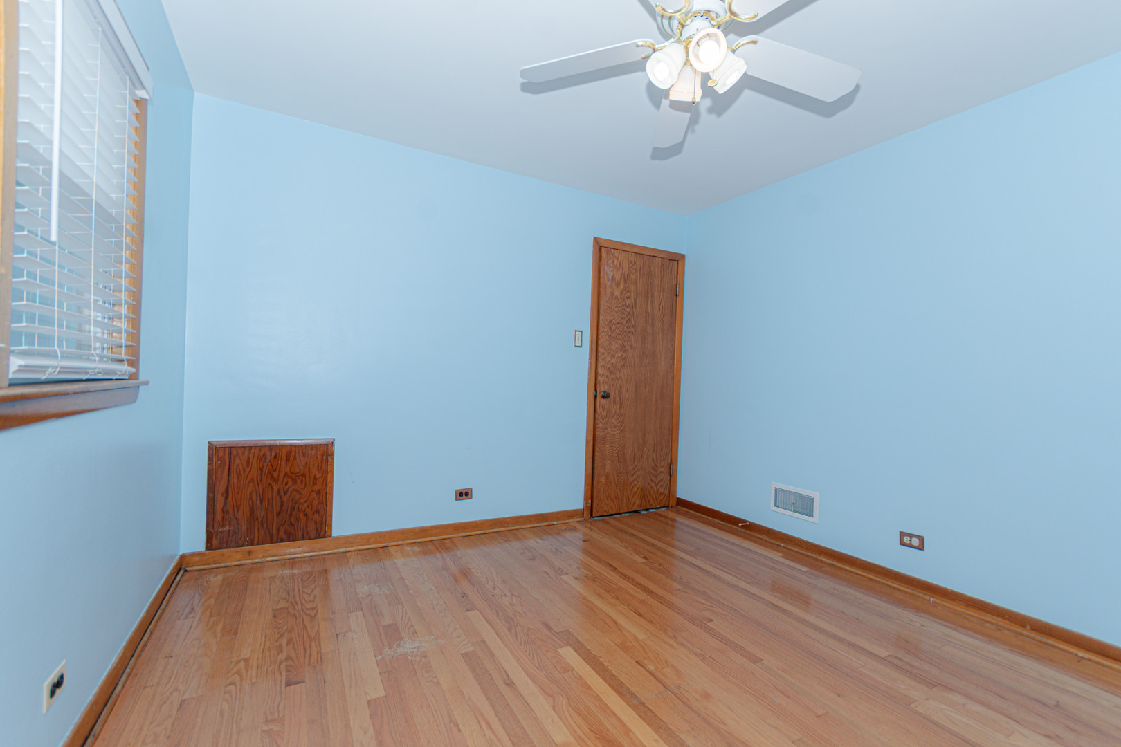 3648 W 69th Street Property Photo 11