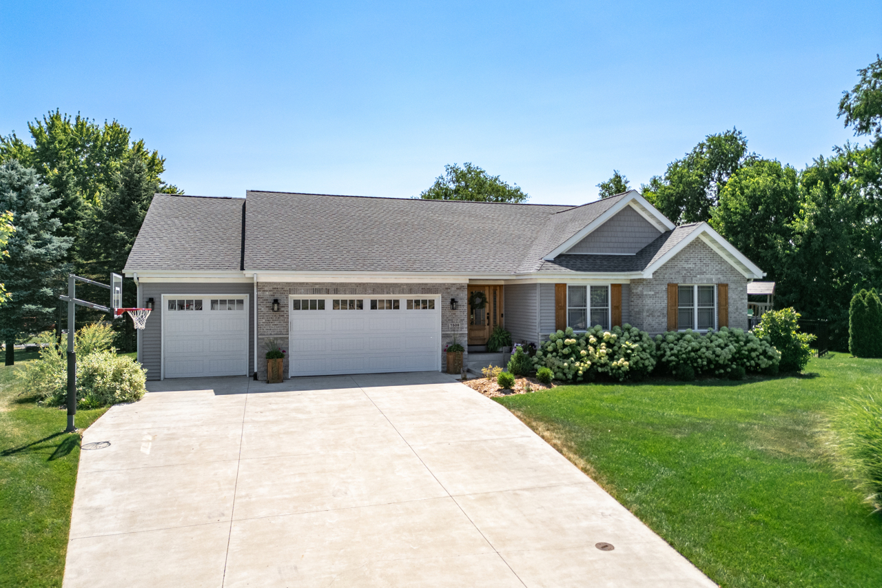 7509 Cherry Hill Road Property Photo 2