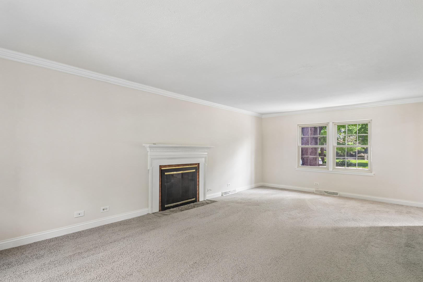 1053 Laurel Lane Property Photo 11