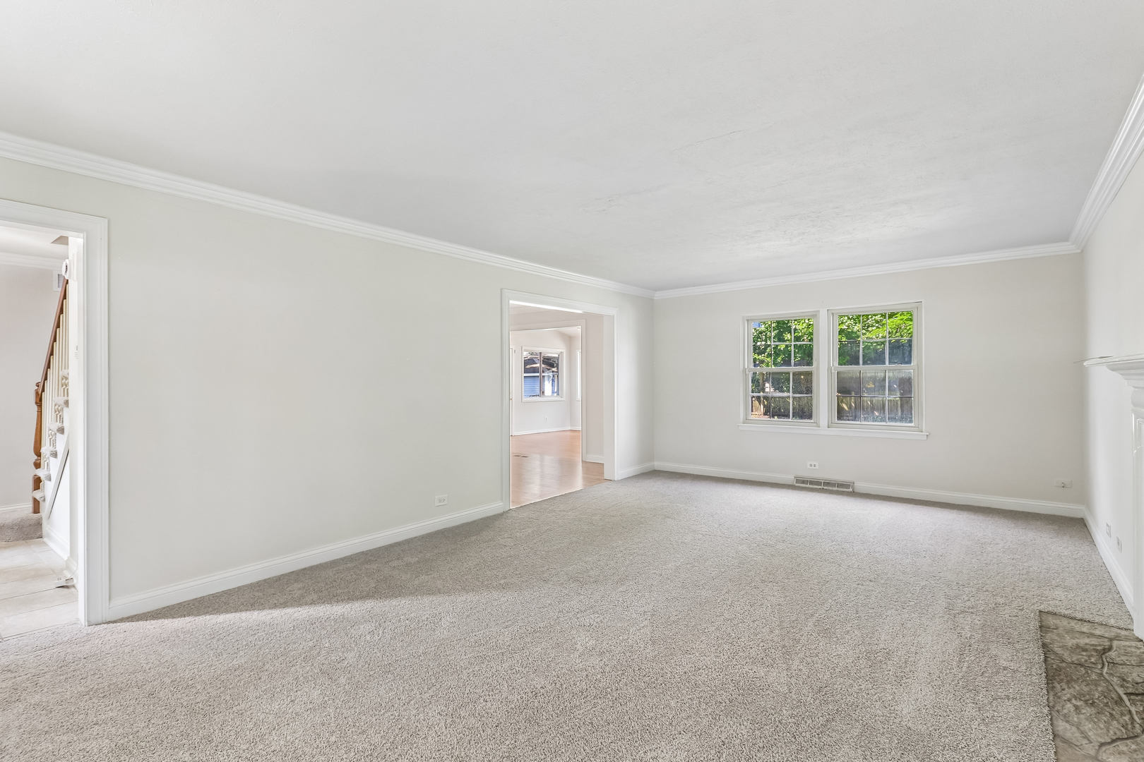 1053 Laurel Lane Property Photo 12