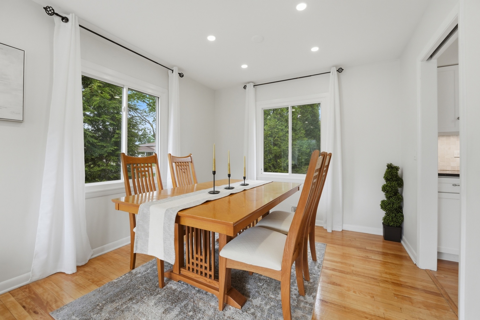 5 S Waterman Avenue Property Photo 9