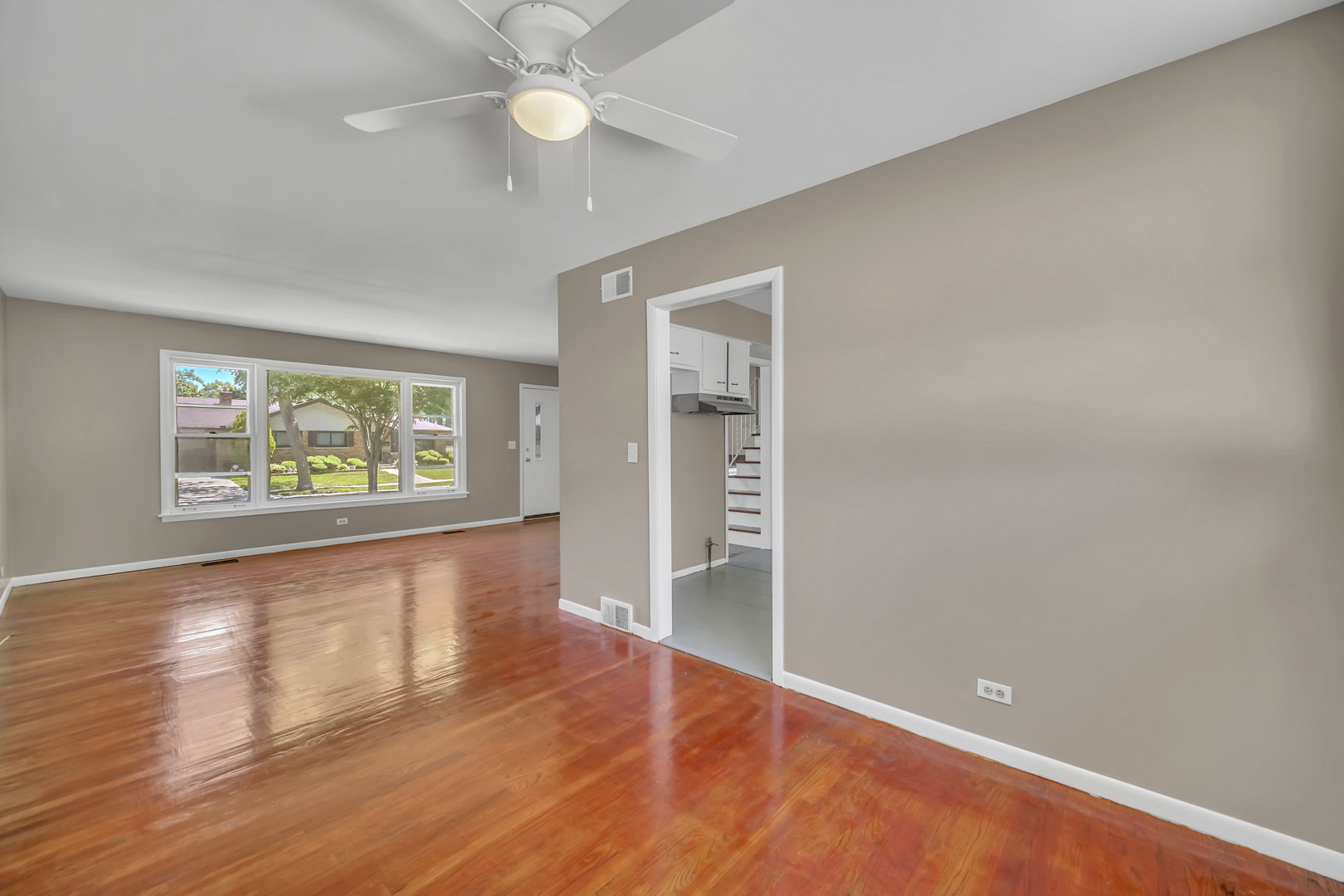 10 N Adams Drive Property Photo 6