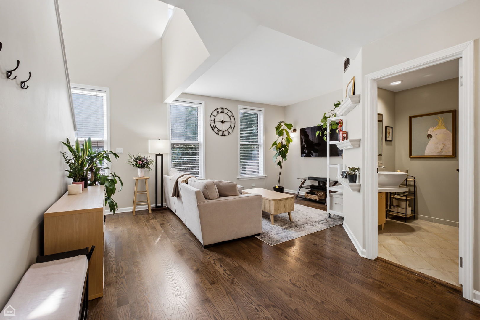 12725168 Property Photo 4