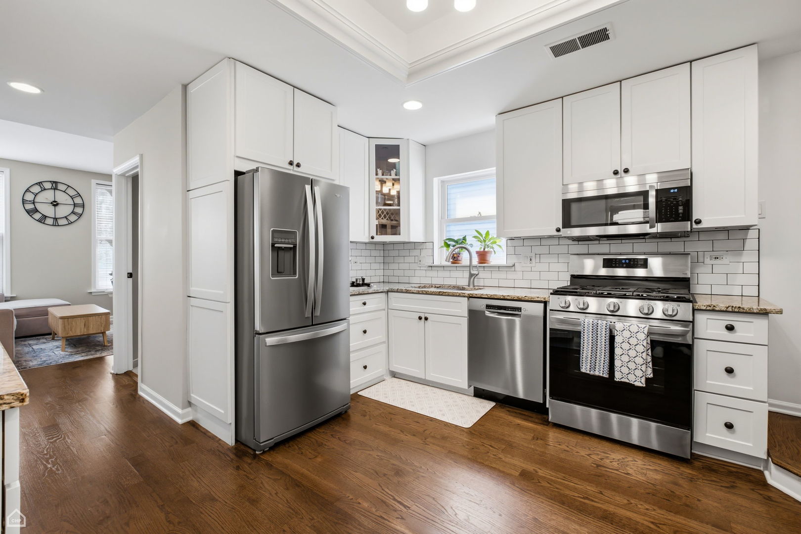 12725168 Property Photo 5
