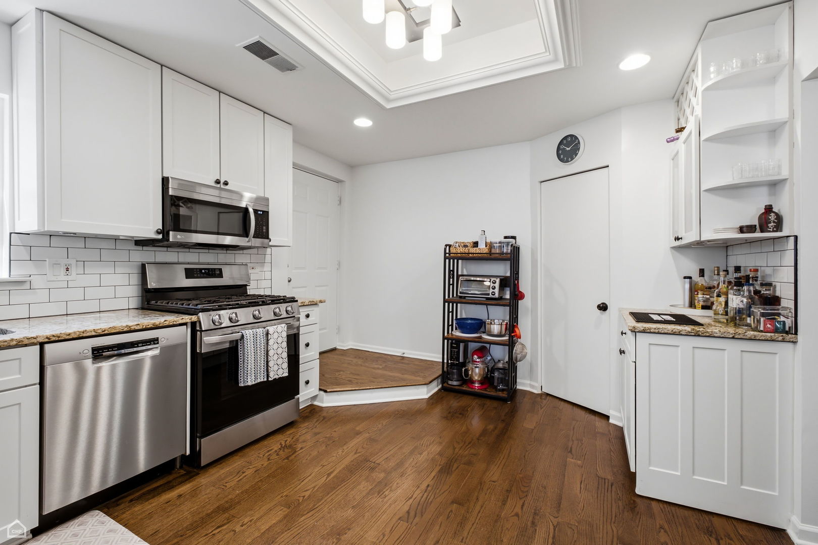 12725168 Property Photo 8