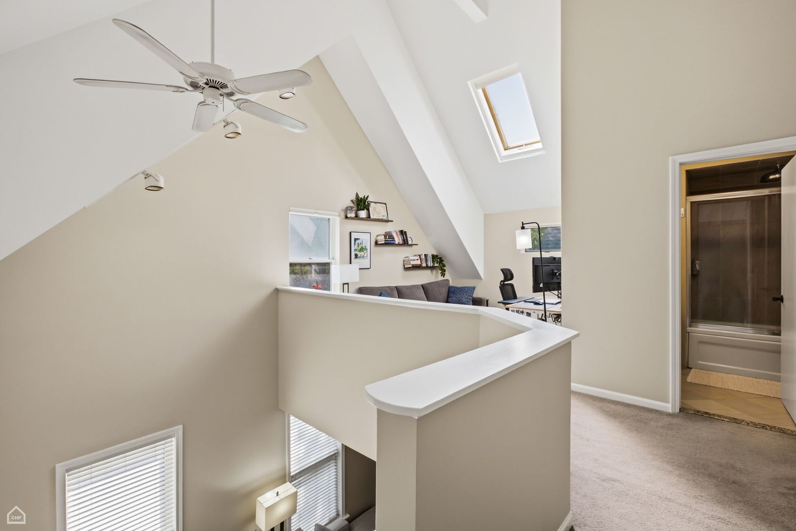 12725168 Property Photo 16