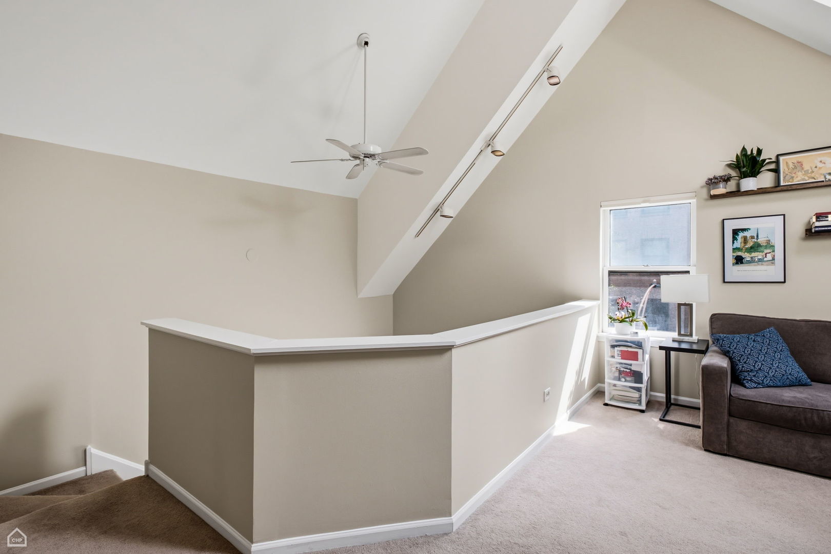 12725168 Property Photo 17