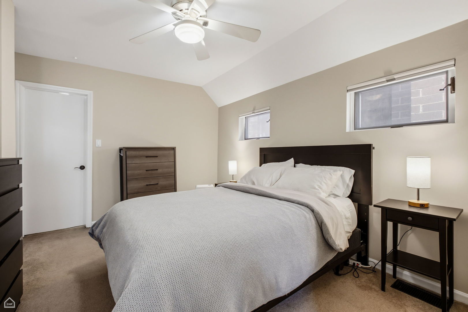 12725168 Property Photo 21