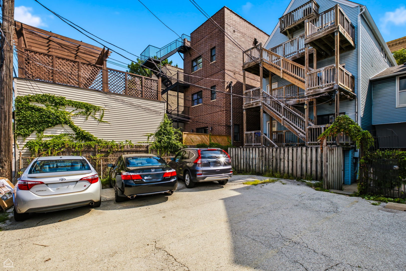 12725168 Property Photo 28