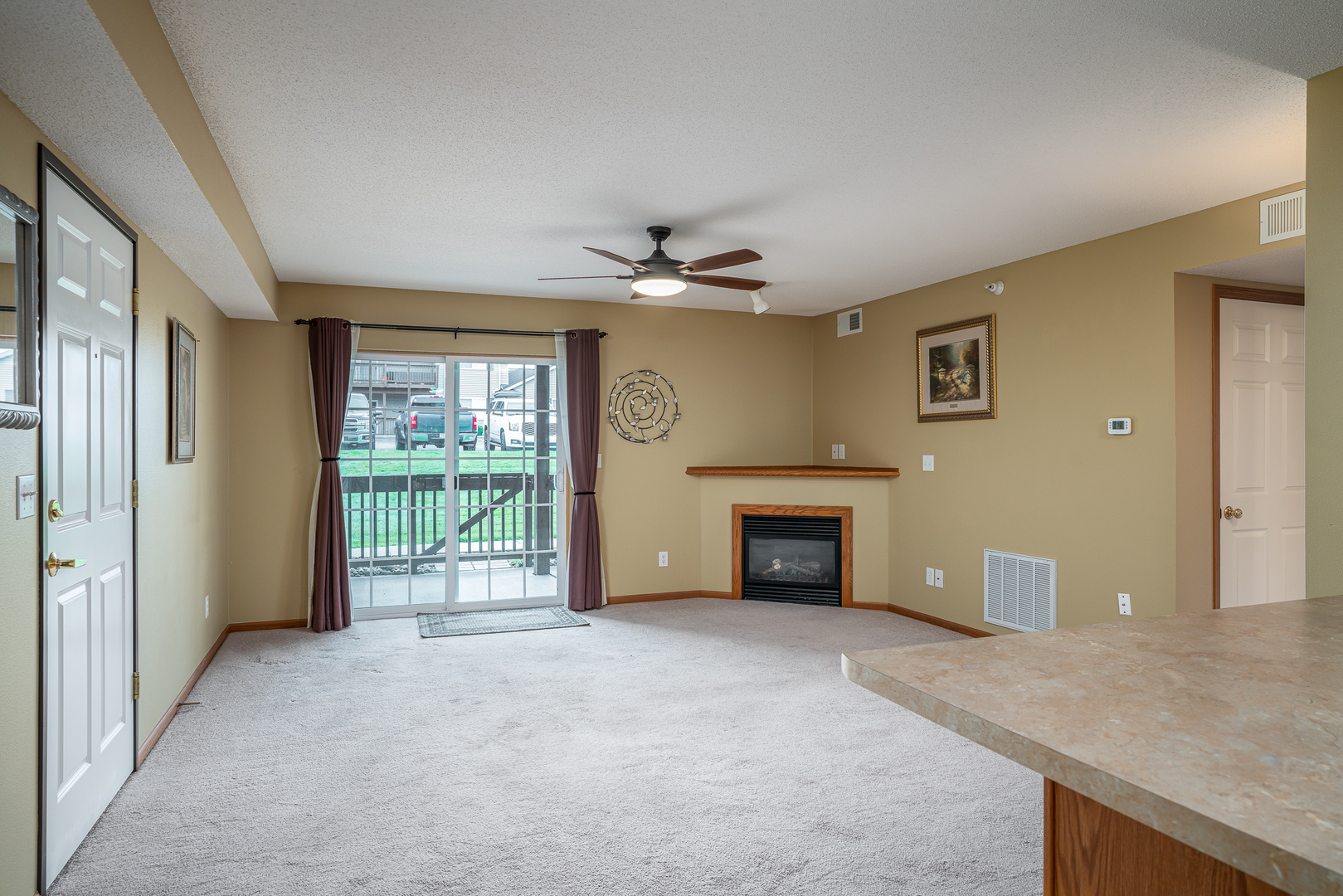 3209 S 16th Avenue 104 Property Photo 8