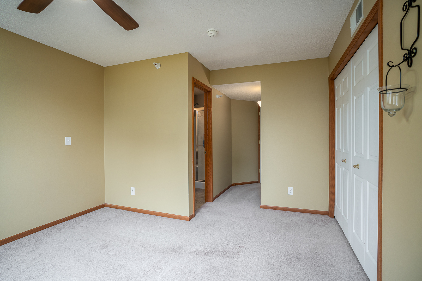 3209 S 16th Avenue 104 Property Photo 15