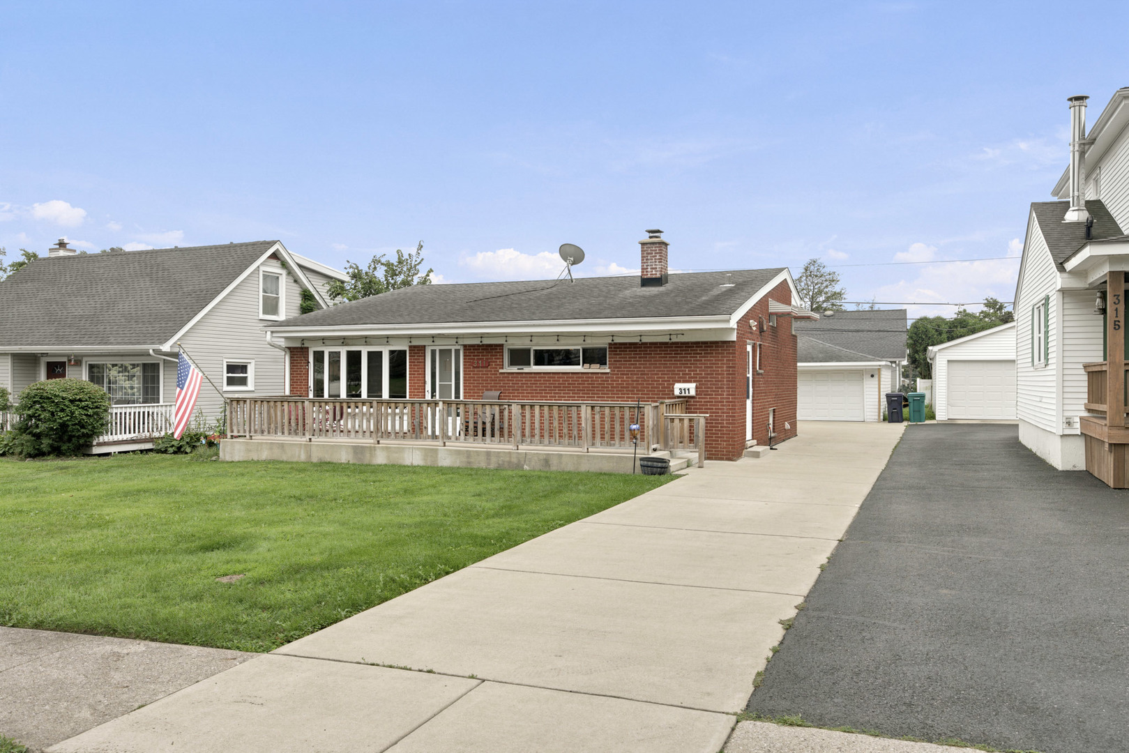 311 W Taylor Road Property Photo 1