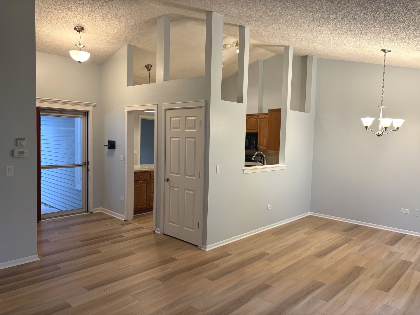 515 E Lyon Drive 515 Property Photo 8