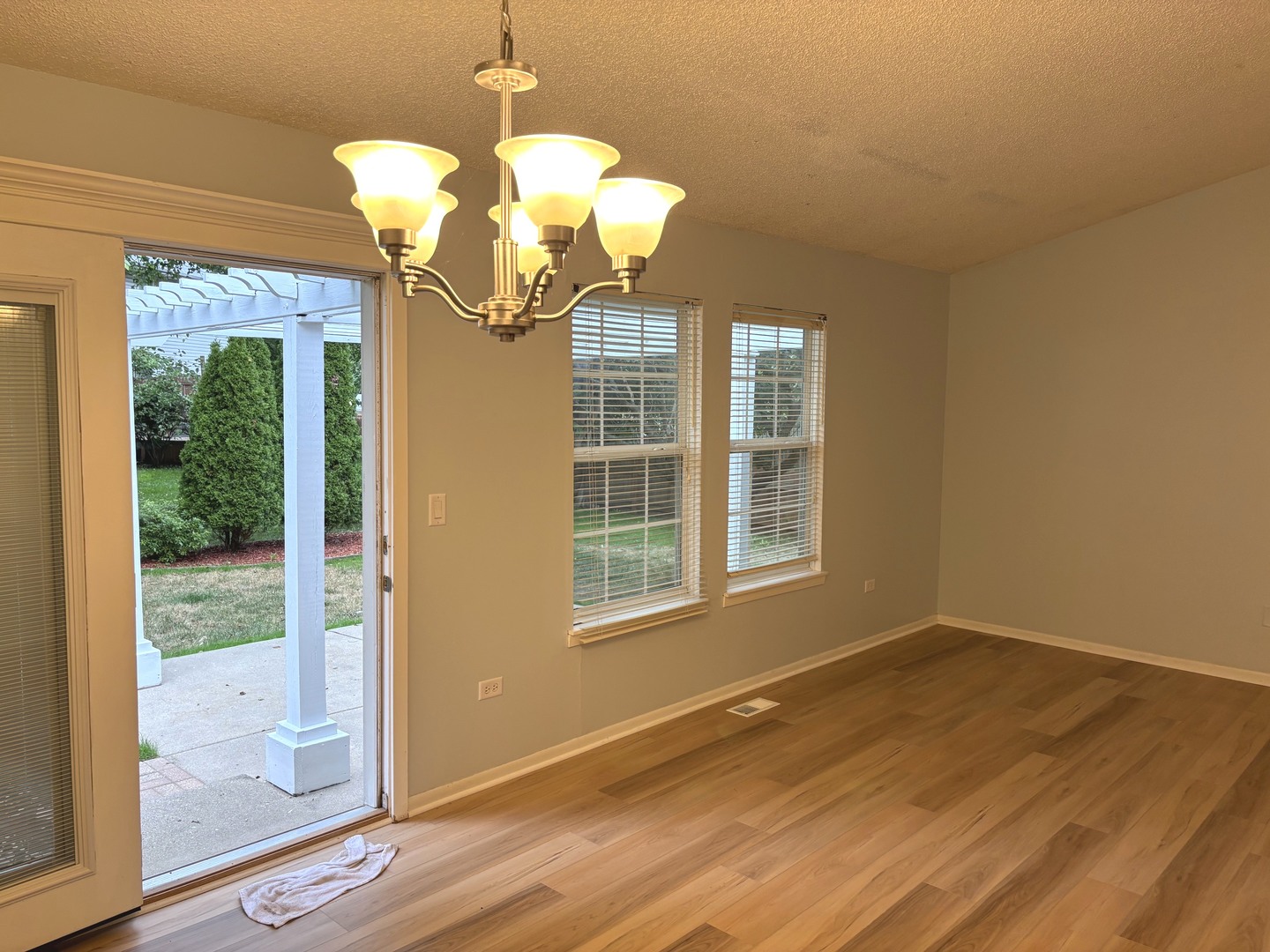 515 E Lyon Drive 515 Property Photo 10