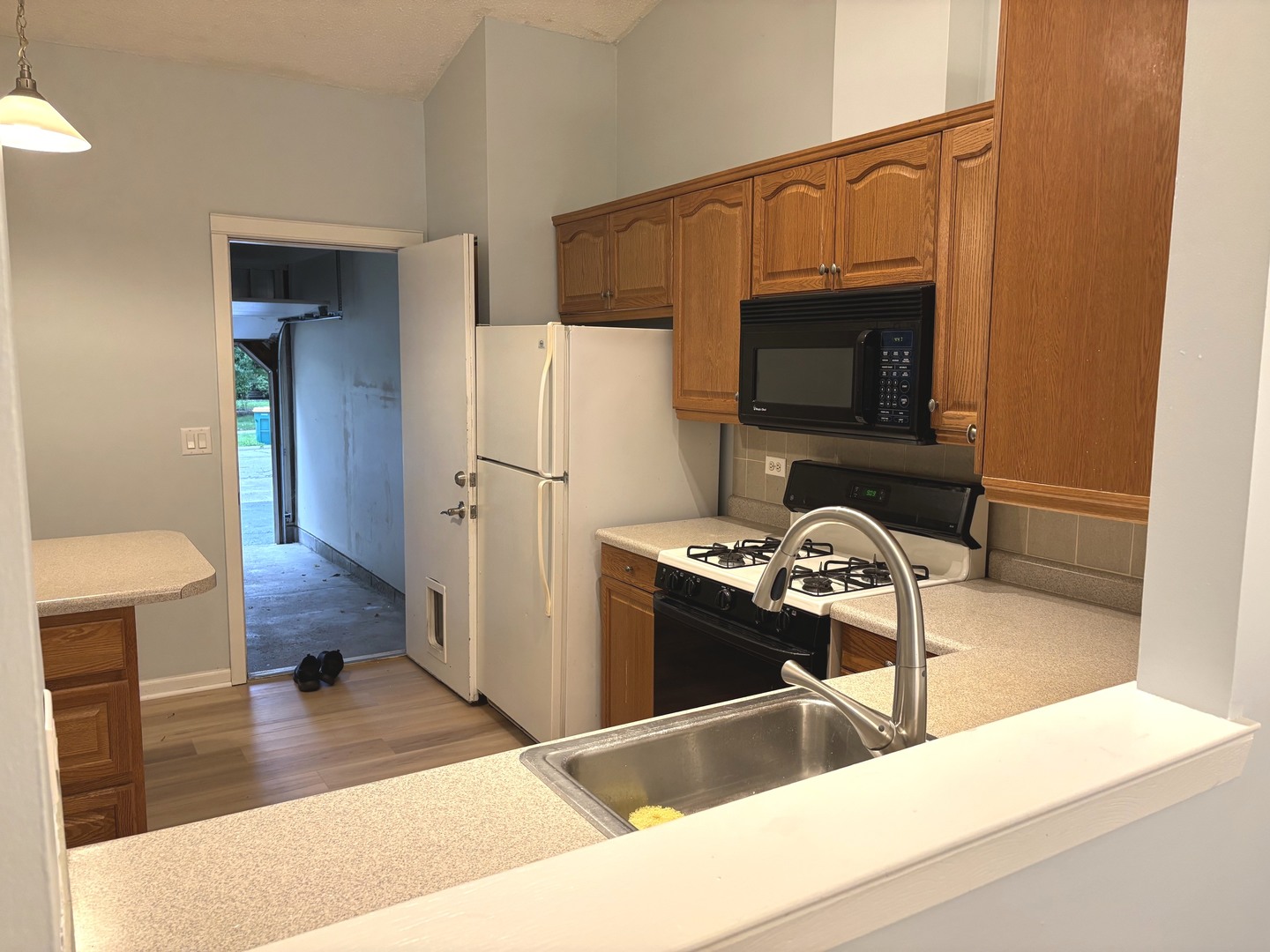 515 E Lyon Drive 515 Property Photo 13