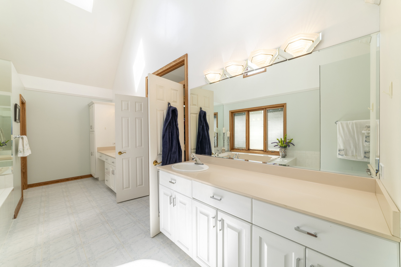 26618 S Winfield Road Property Photo 49