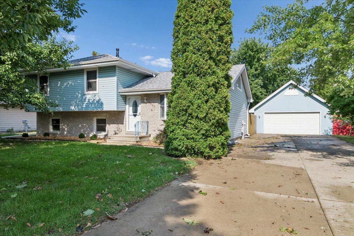 1846 Corregidor Street Property Photo 3