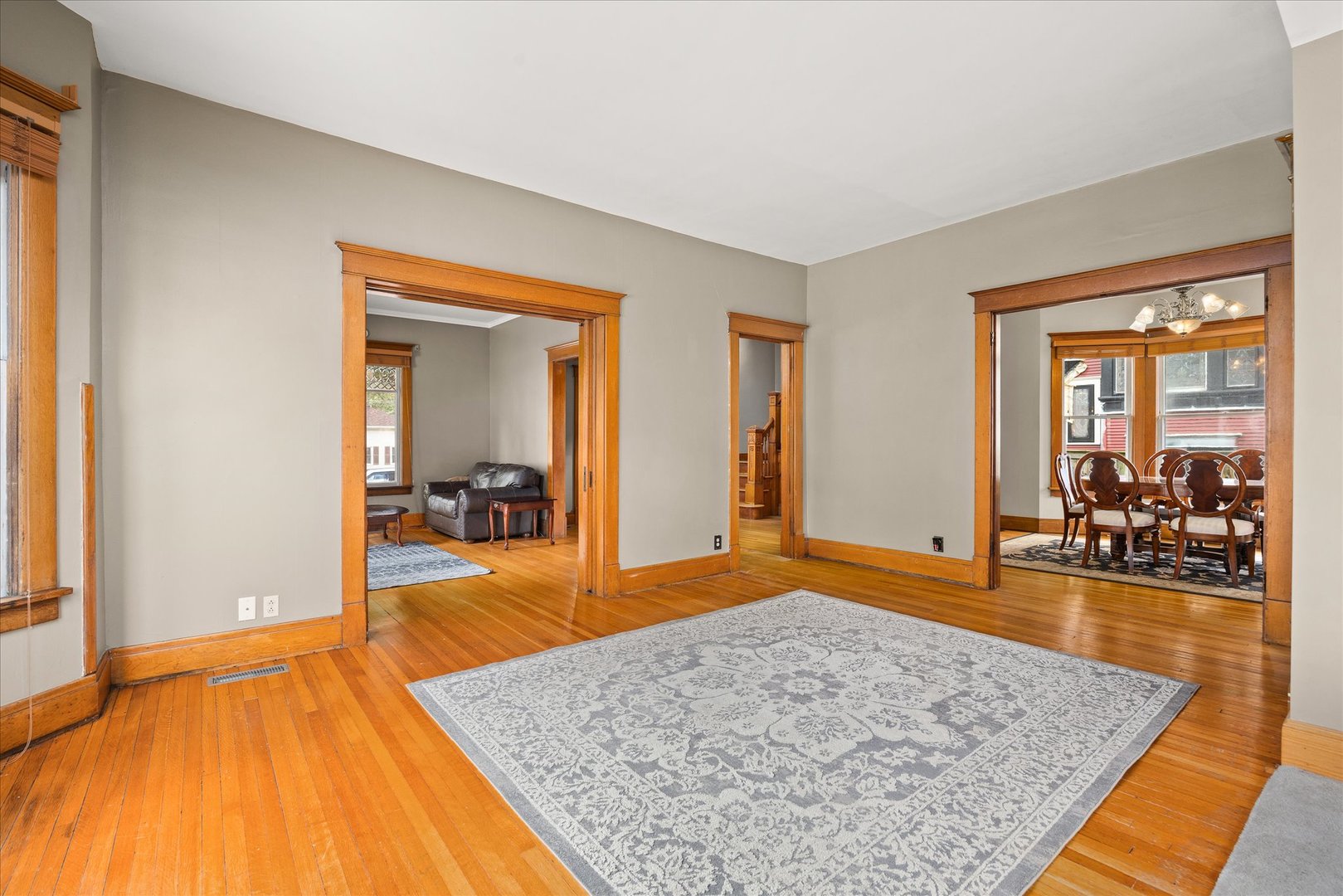 310 E Jefferson Street Property Photo 14