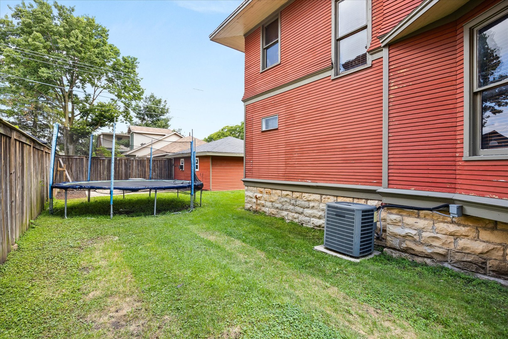 310 E Jefferson Street Property Photo 44