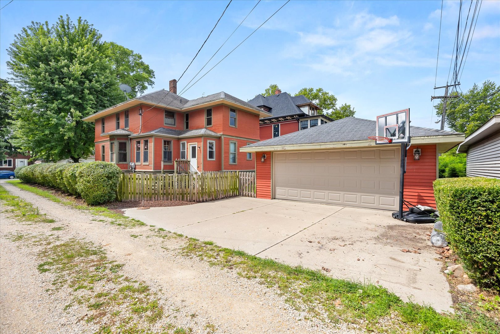 310 E Jefferson Street Property Photo 49