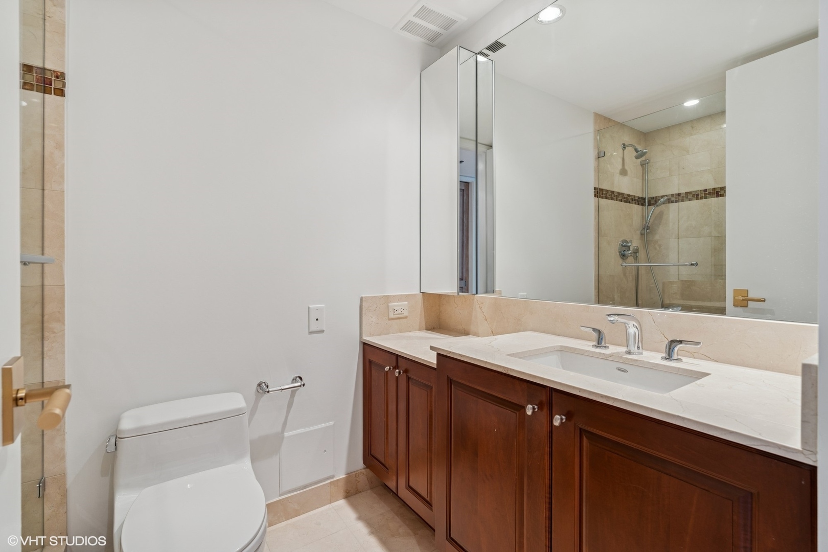 180 E Pearson Street 3807 Property Photo 24