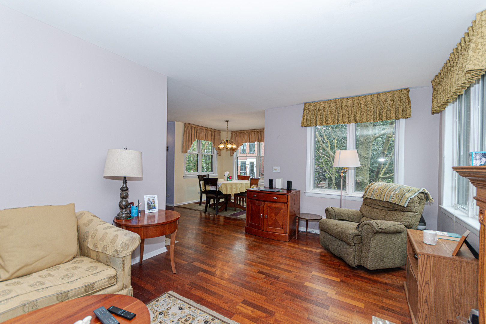 2723 N Bosworth Avenue Property Photo 5