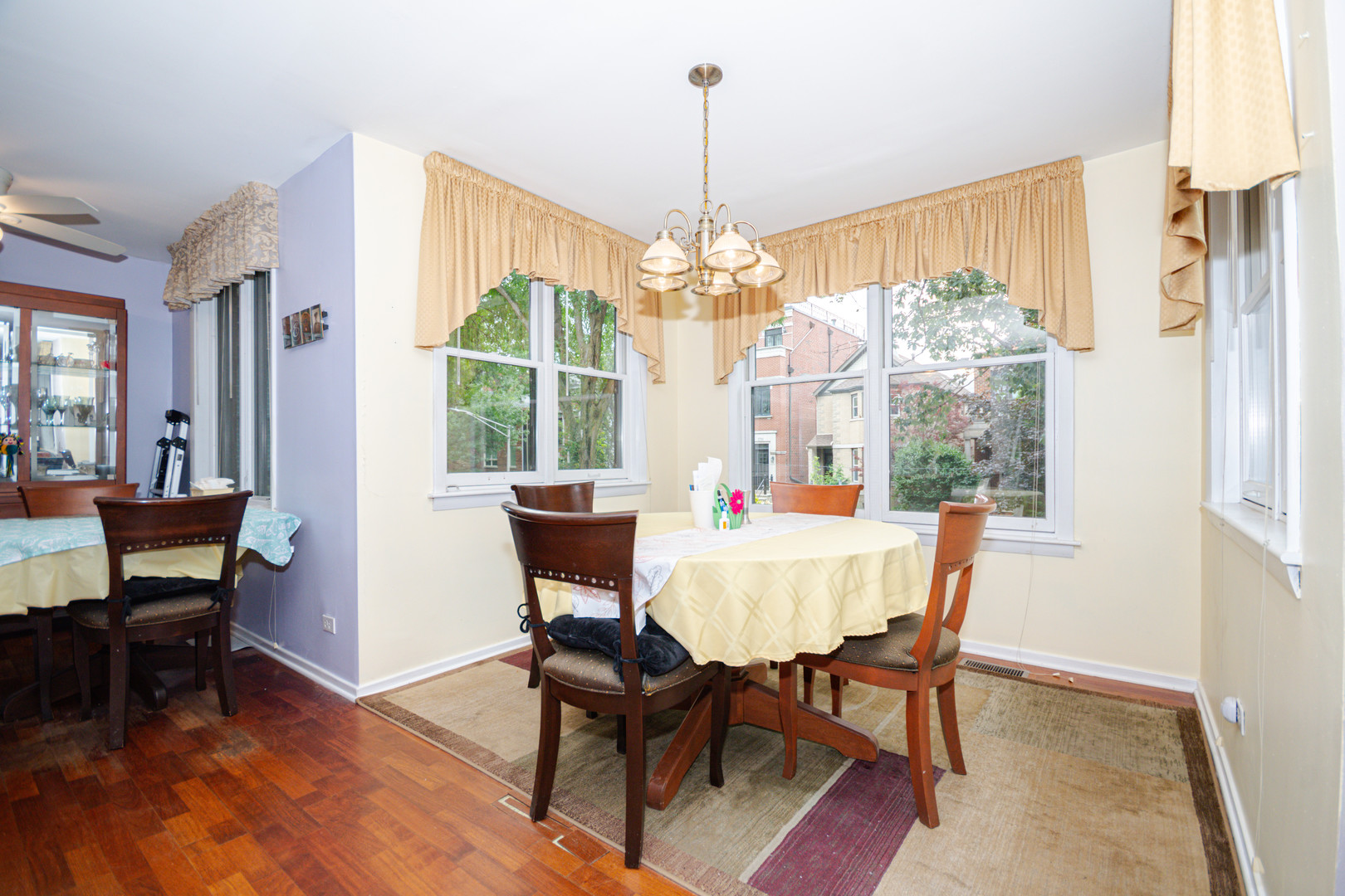 2723 N Bosworth Avenue Property Photo 8