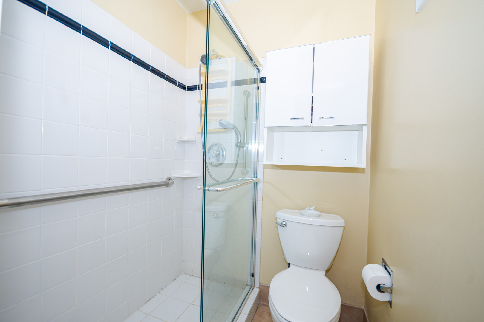 2723 N Bosworth Avenue Property Photo 27