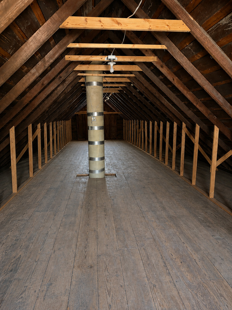 213 155th Place Property Photo 11