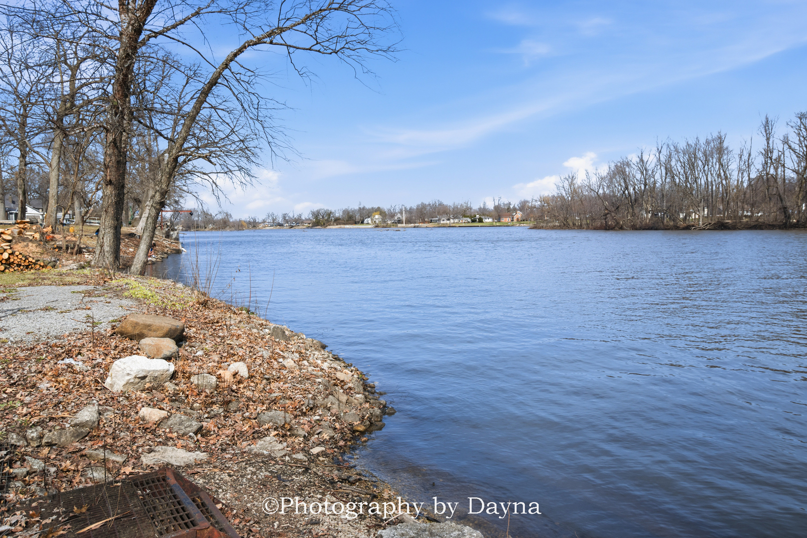 2857 River Road Property Photo 2