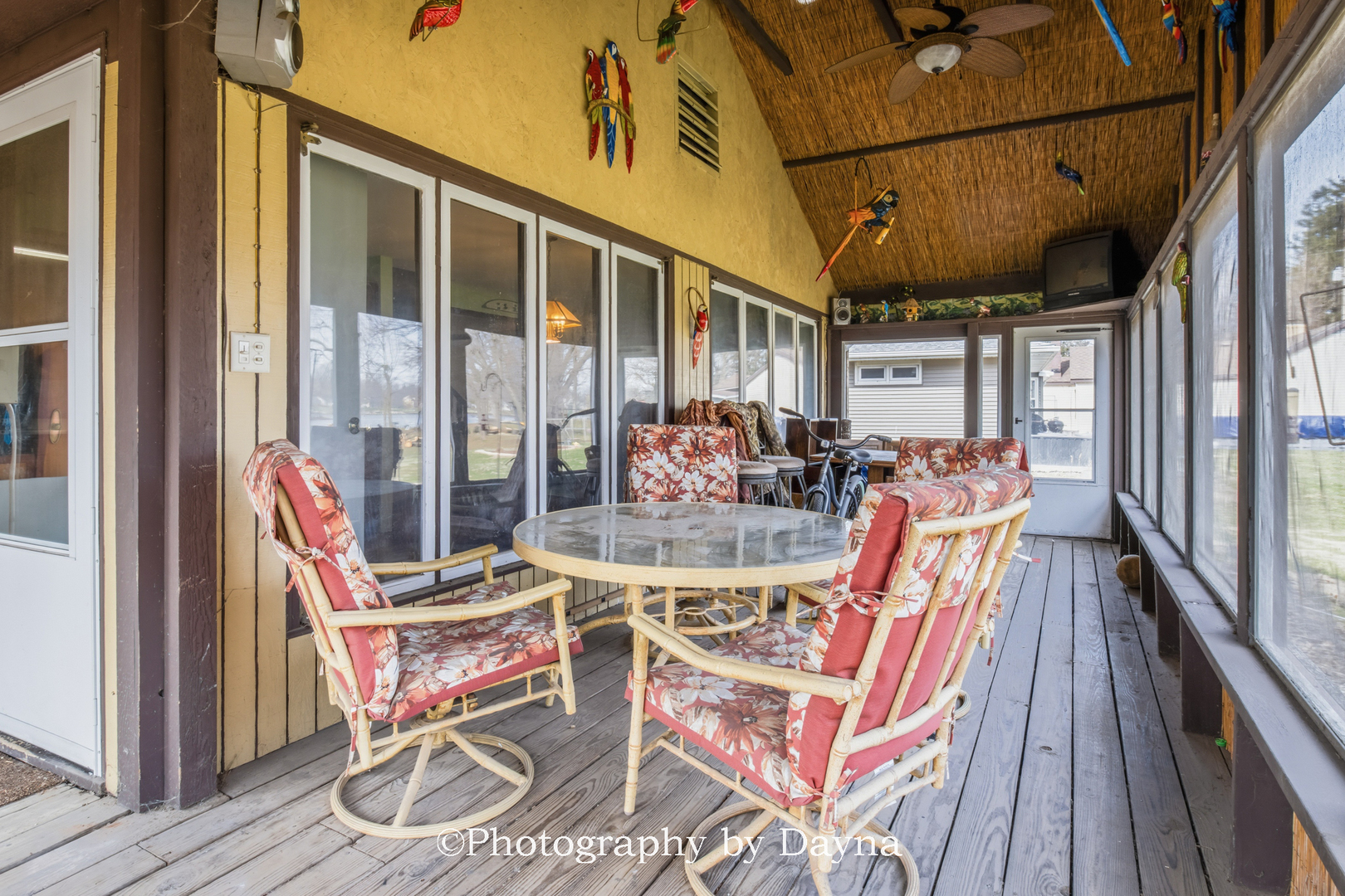 2857 River Road Property Photo 5