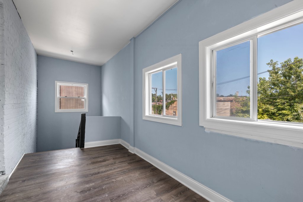 5931 S Elizabeth Street Property Photo 5