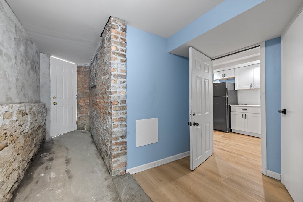 5931 S Elizabeth Street Property Photo 16
