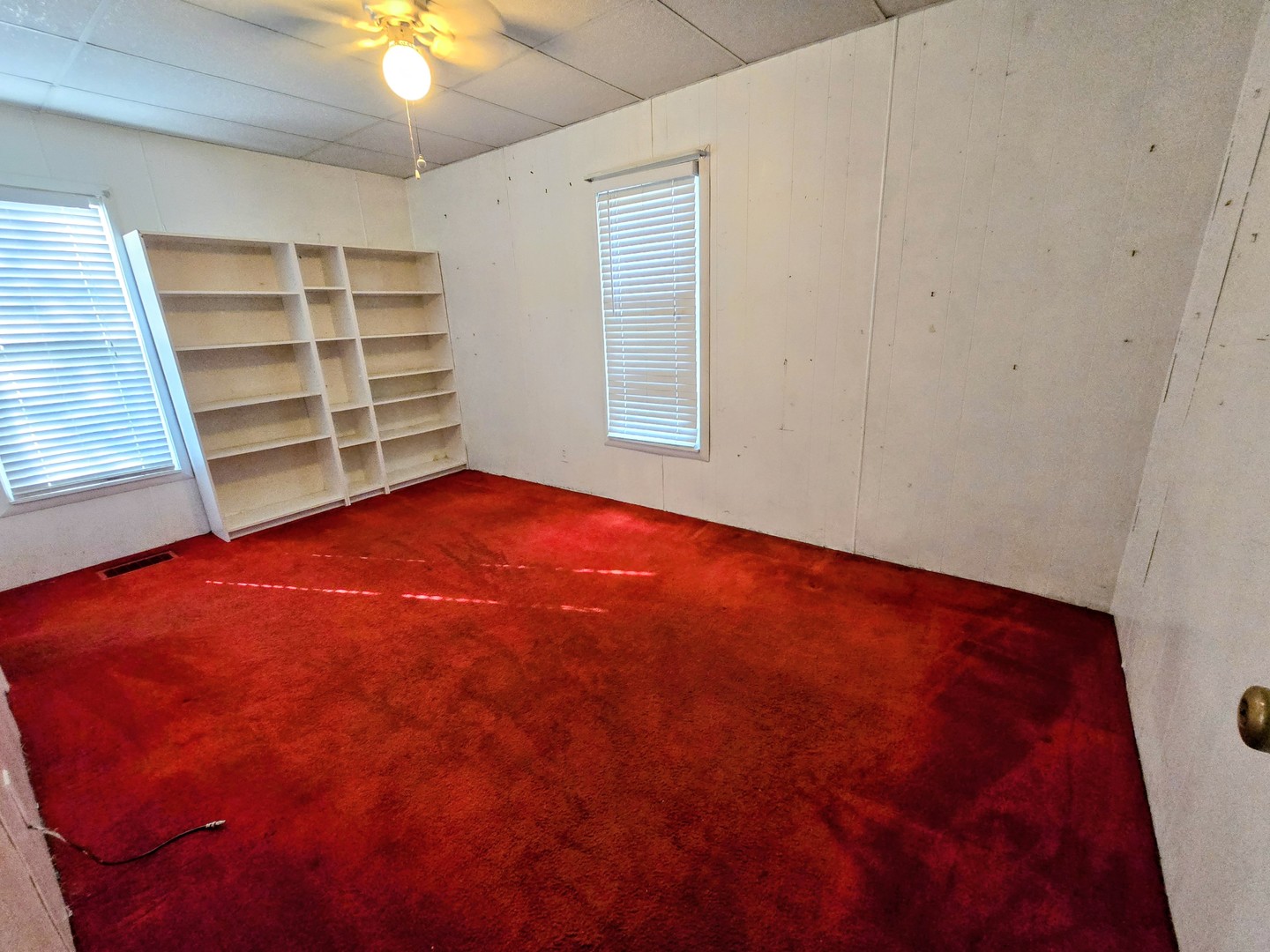 302 S Washington Street Property Photo 10