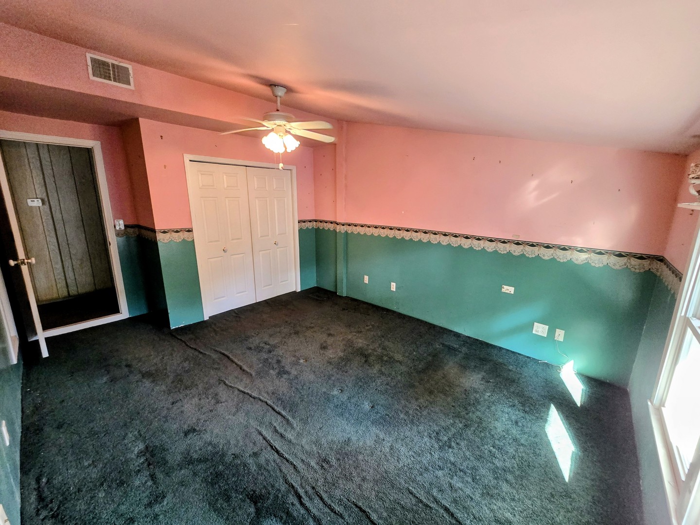302 S Washington Street Property Photo 13