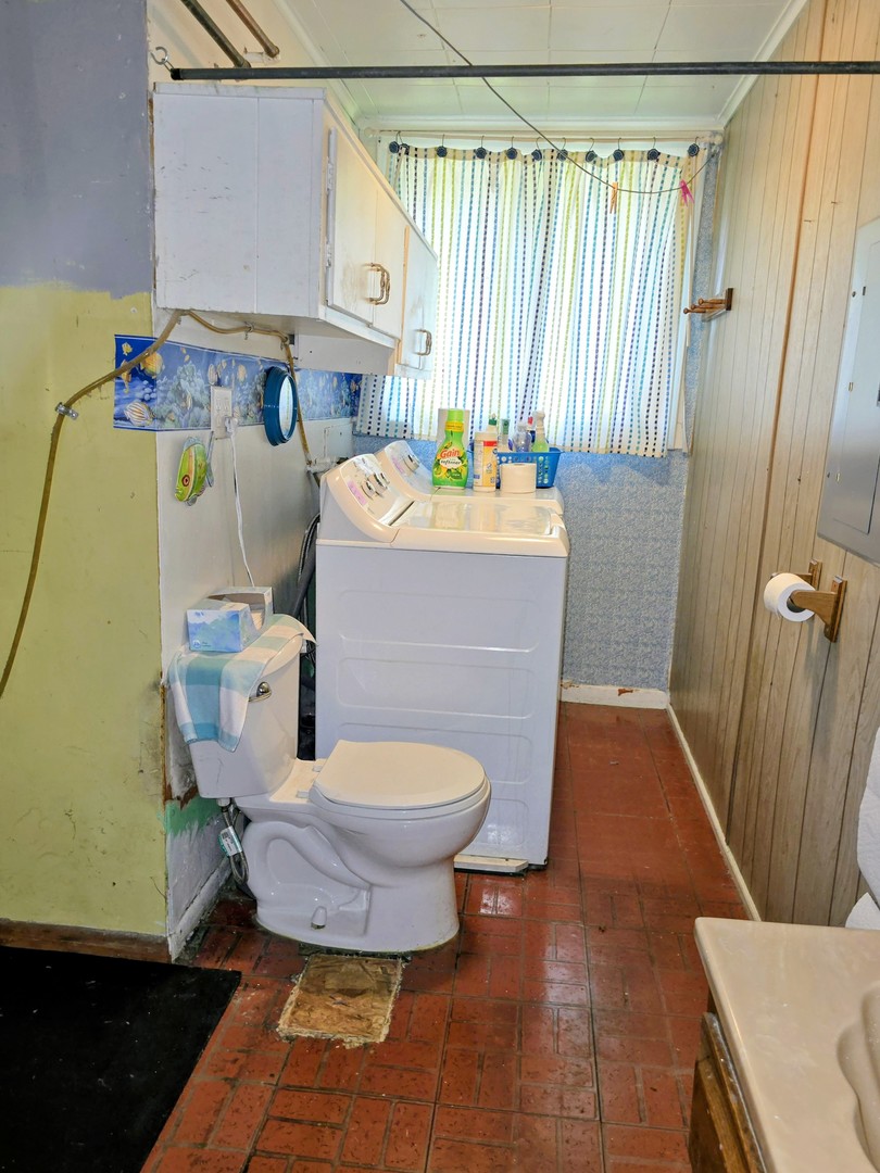 302 S Washington Street Property Photo 16