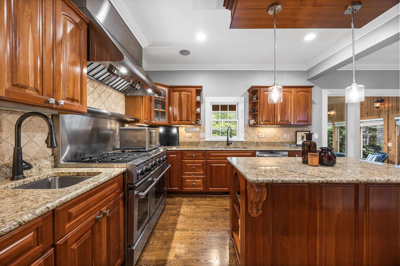 70 S Parkway Drive Property Photo 21