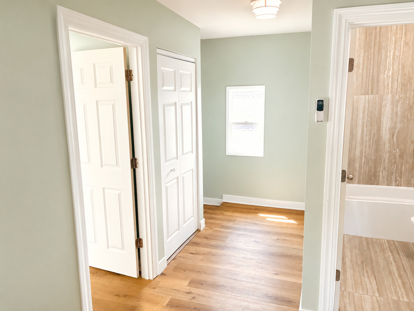 13802 Seeley Avenue Property Photo 3