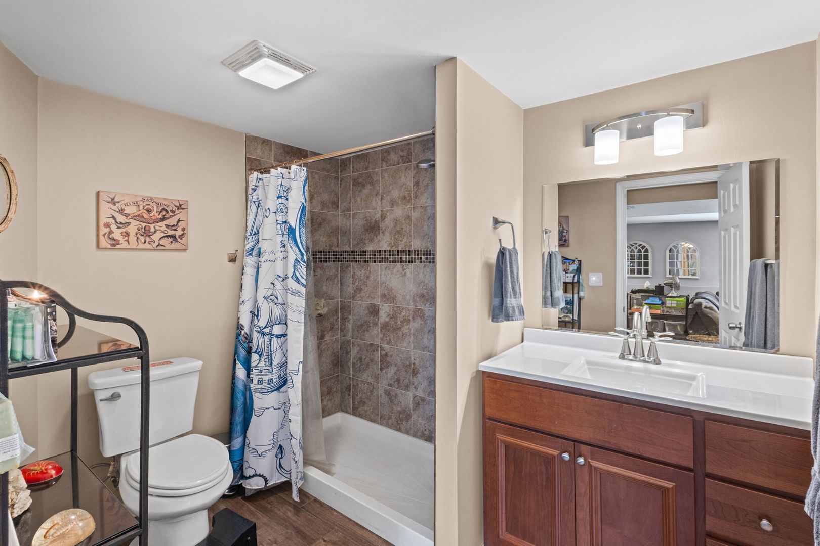 1s210 Lawler Avenue Property Photo 22