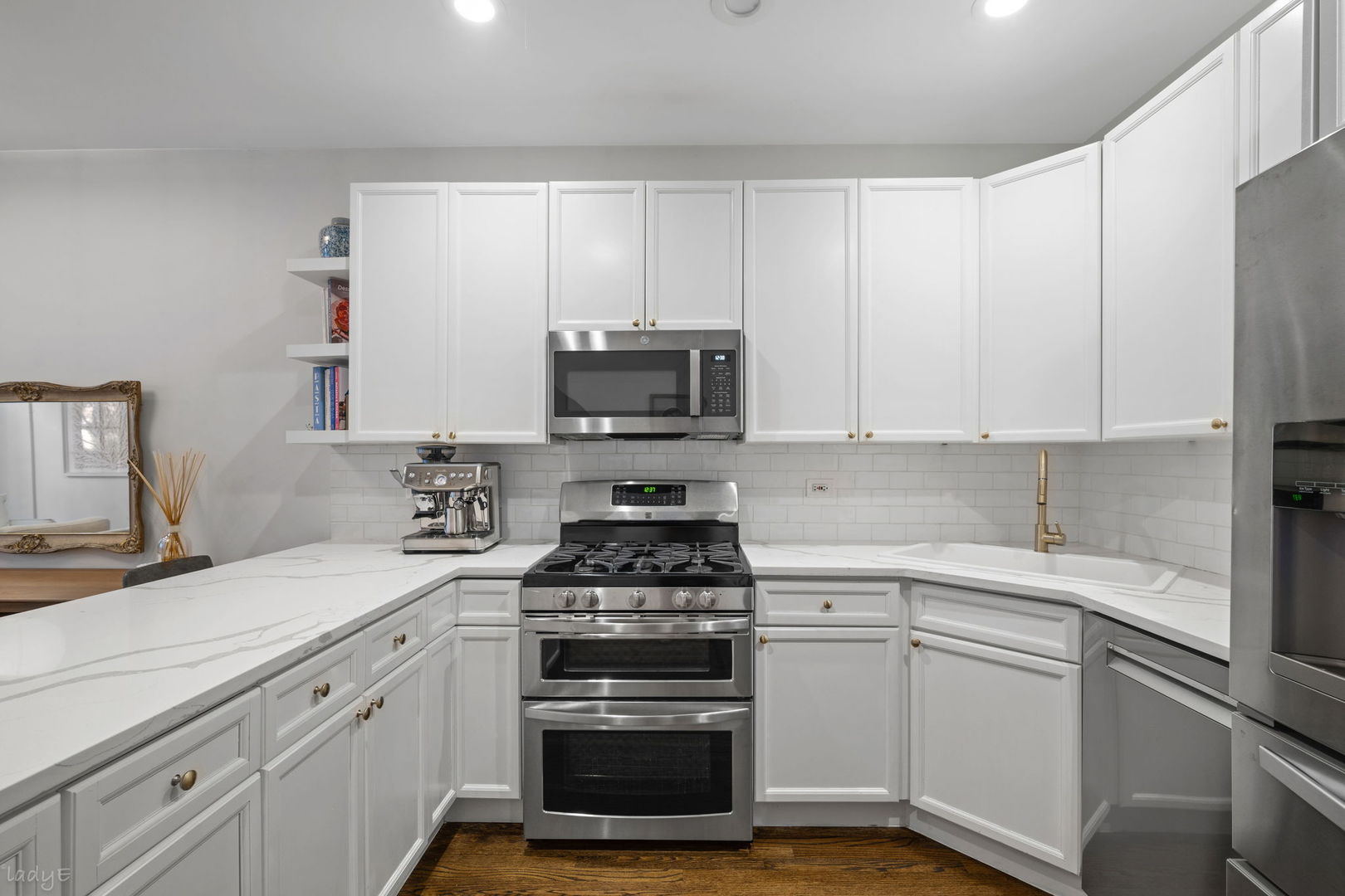 12725280 Property Photo 6