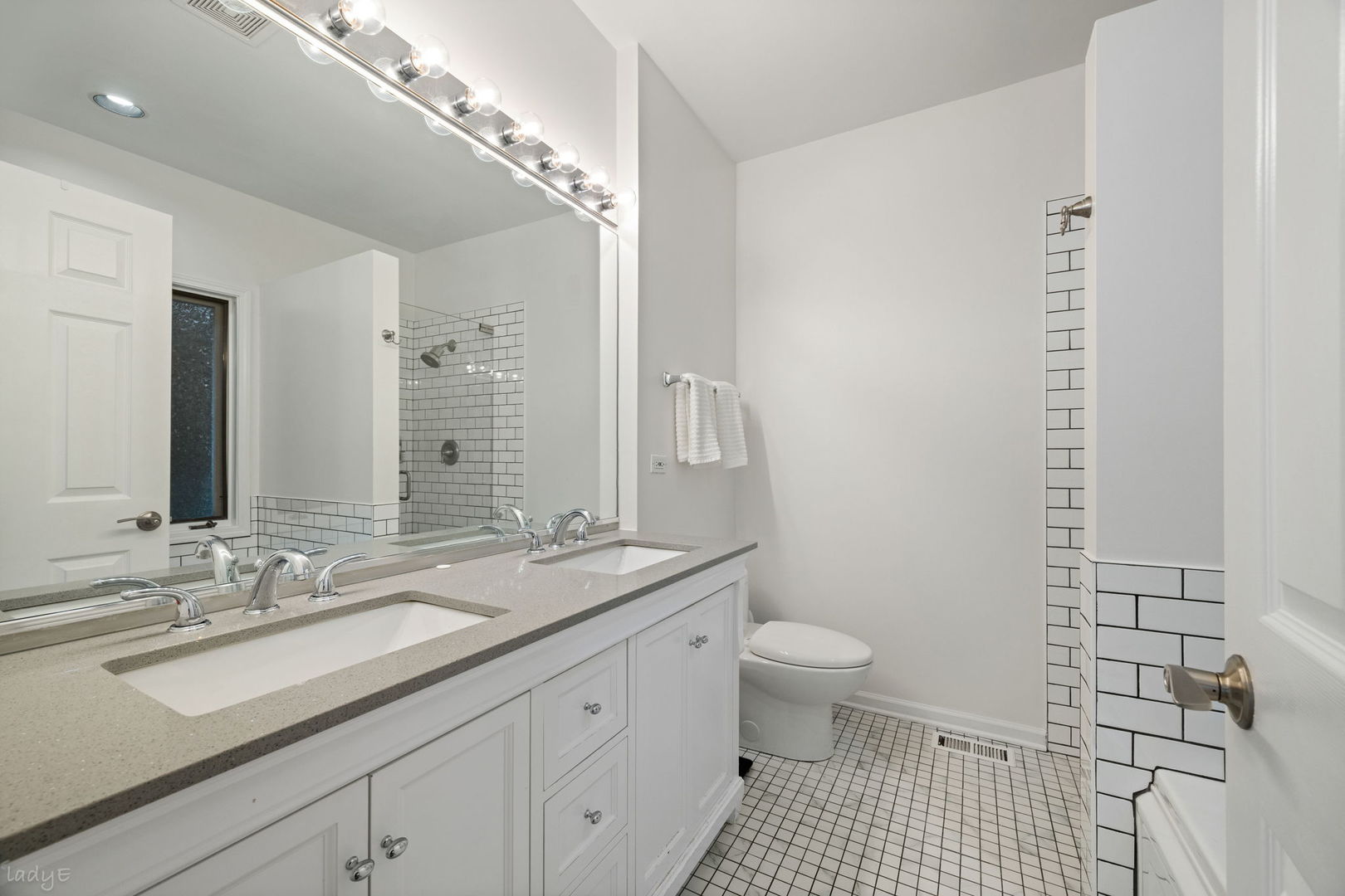 12725280 Property Photo 12