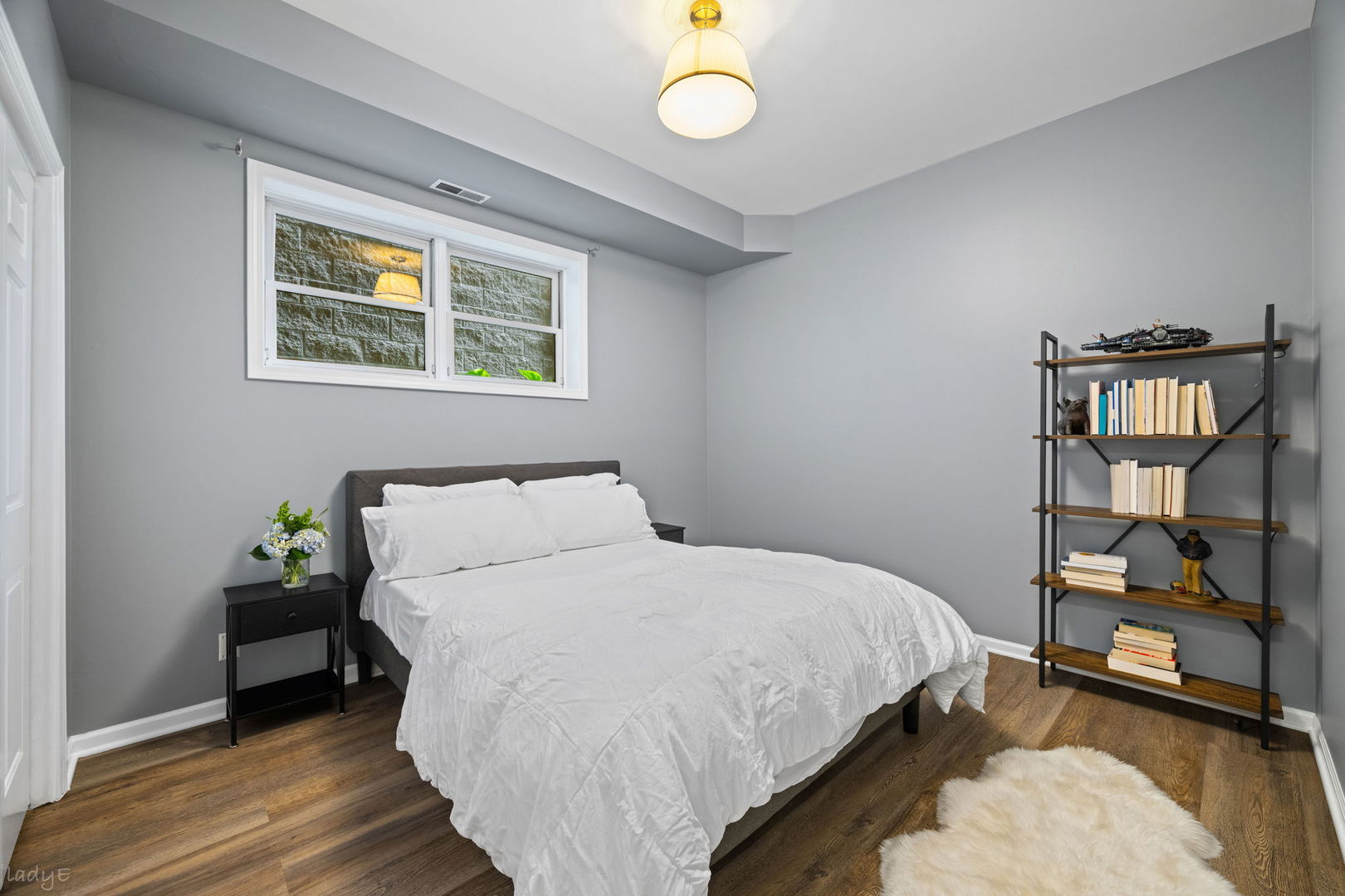 12725280 Property Photo 23
