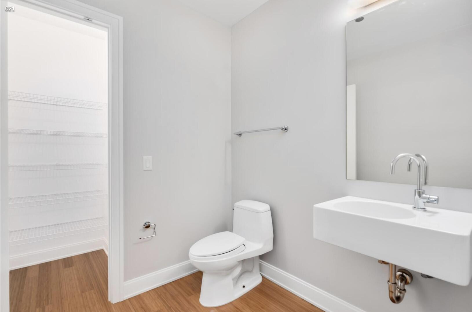 340 E Randolph Street 4802 Property Photo 20